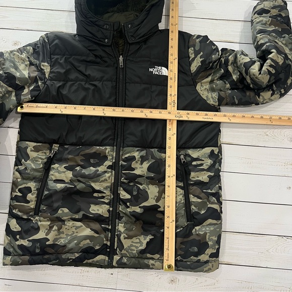 The North Face Boys Mount Camo Printed Reversible Jacket Sz XXL-18/20 - Picture 5 of 12